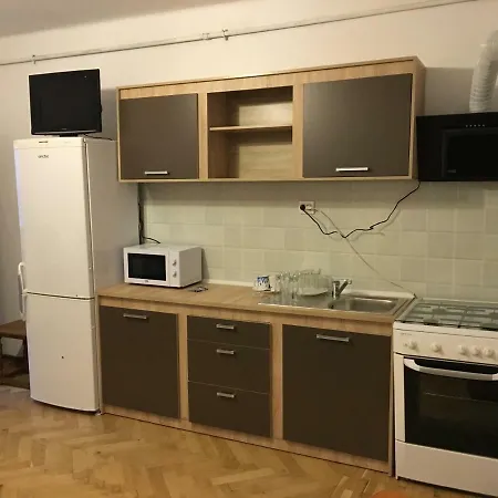 Гостьовий будинок Traveler Studio